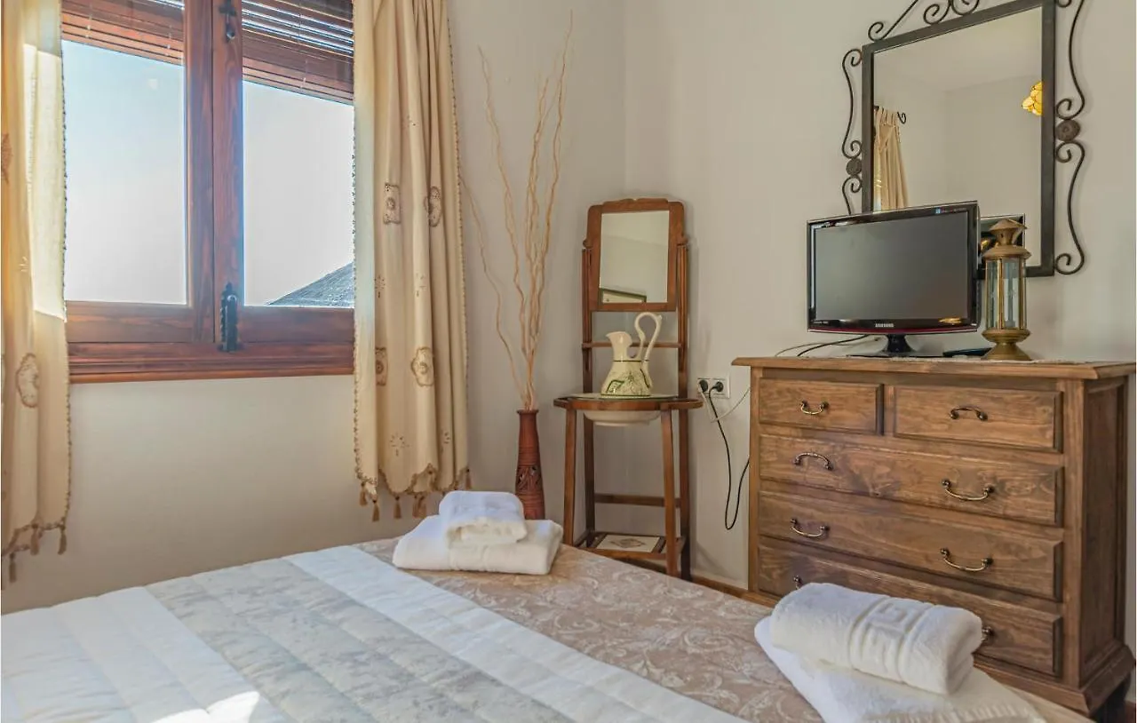 Cozy Home In Iznajar With Swimming Pool 0*,